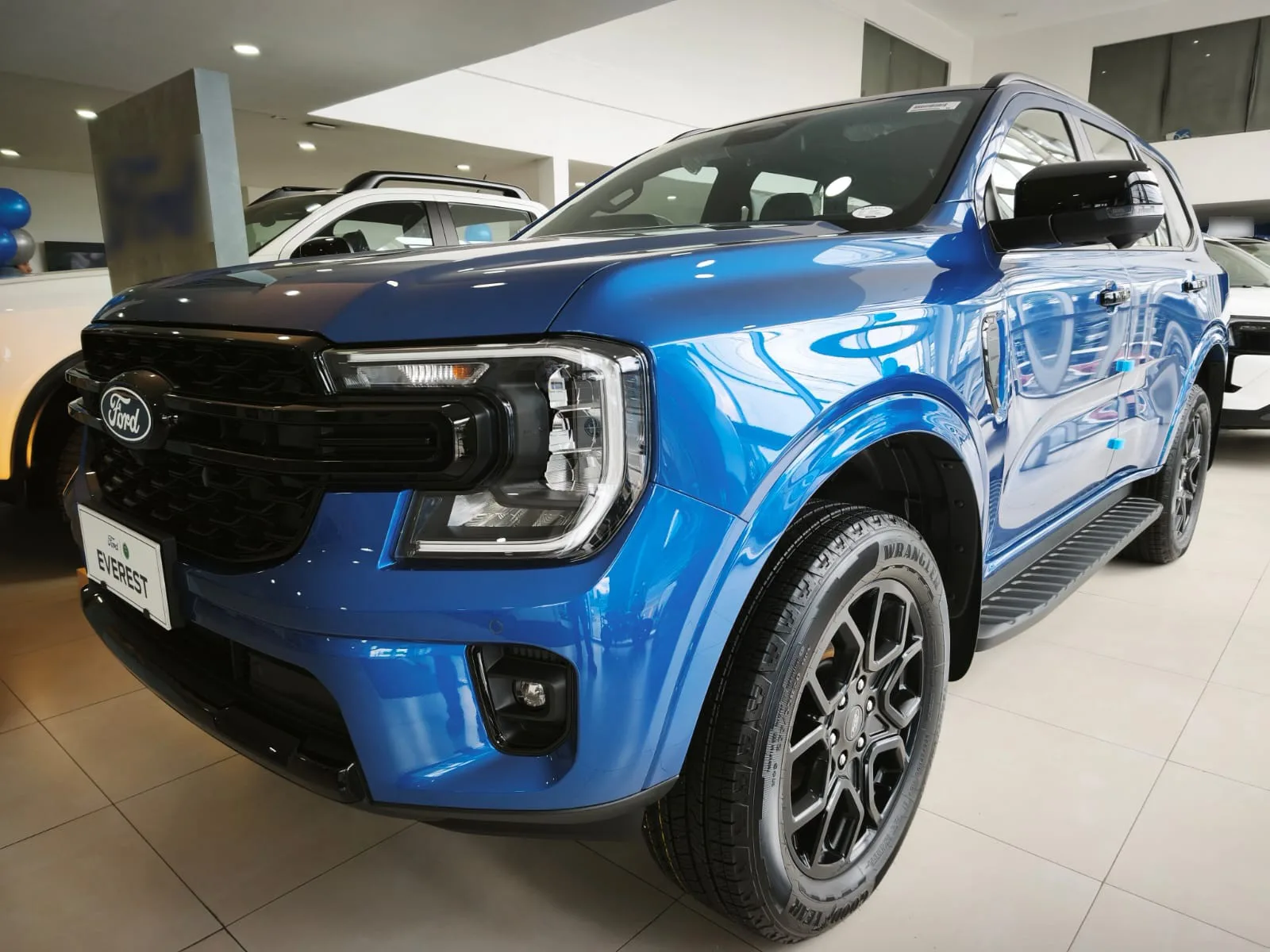 2026 Ford Everest Sport+ · SUV · 2.0 2WD AT — photo 1 of 39