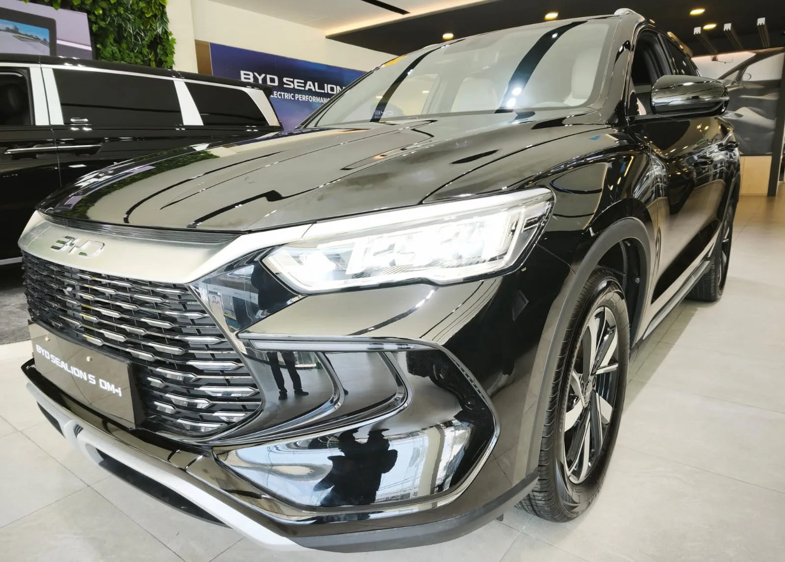 2026 Byd Sealion 5 Dm-i · SUV · 1.5 2WD AT — photo 1 of 38