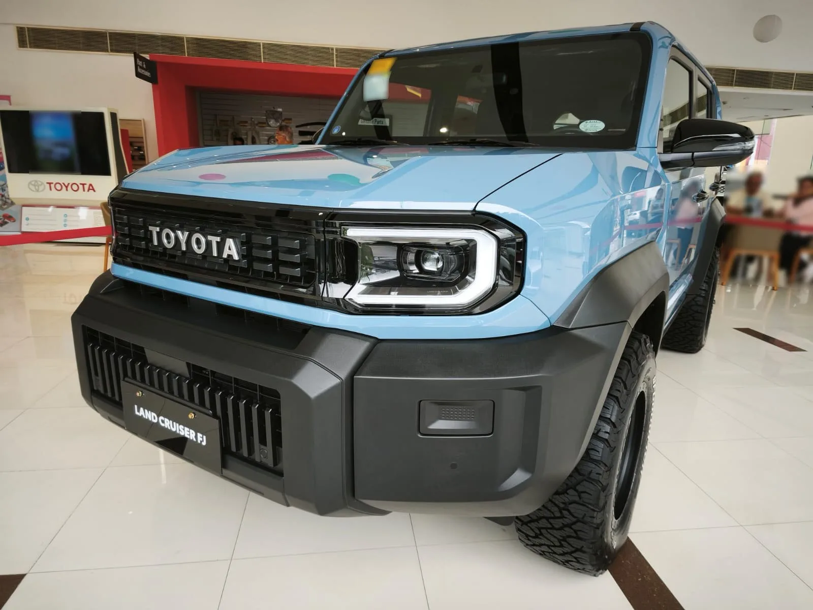 2026 Toyota Land Cruiser FJ Tx · SUV · 2.7 4WD AT — photo 1 of 30