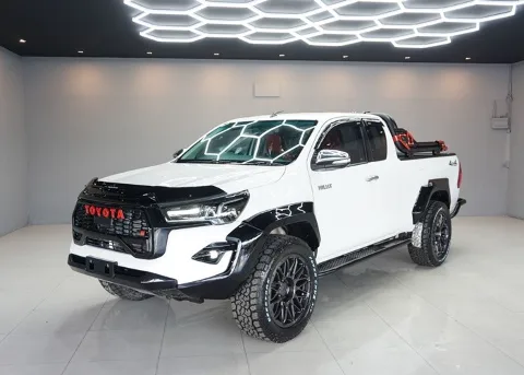 2016 Toyota Hilux Revo E · Smart Cab · 2.4 4WD AT